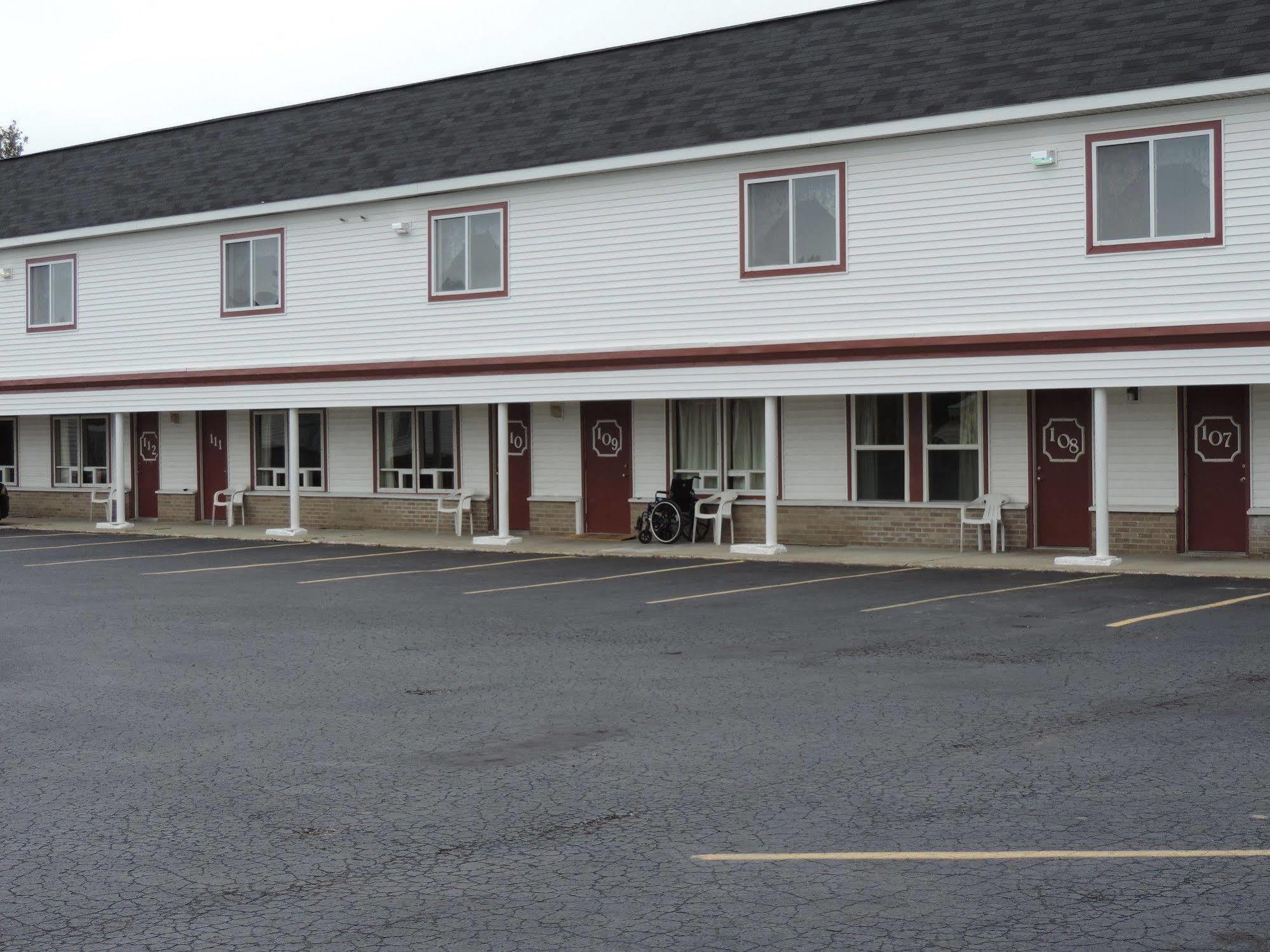 North Country American Inn Келкаска Екстер'єр фото