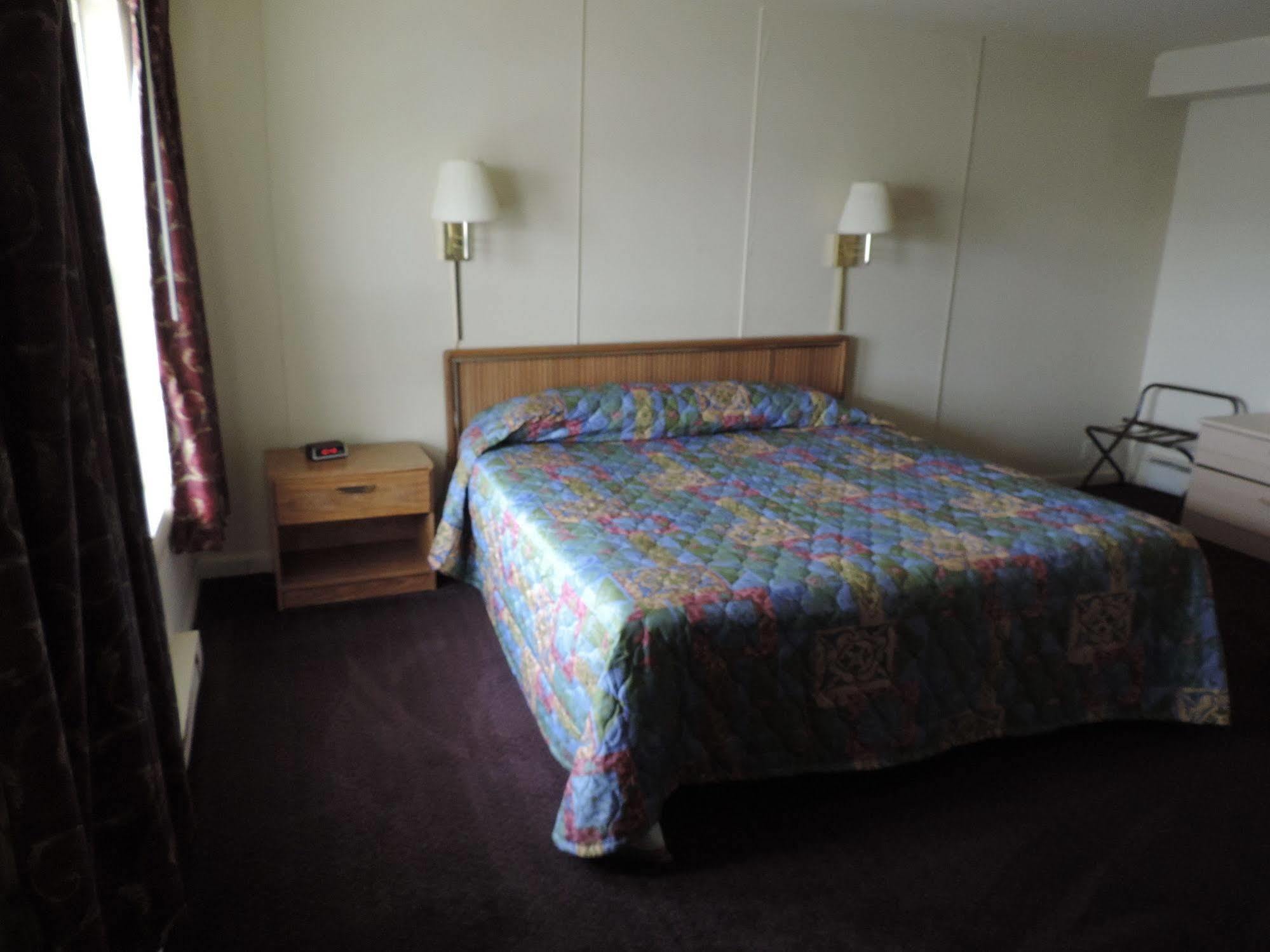 North Country American Inn Келкаска Екстер'єр фото